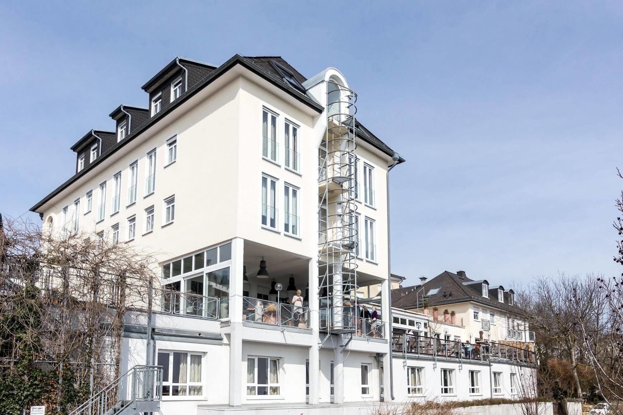 Hotel Schoene Aussicht Frankfurt am Main Kültér fotó